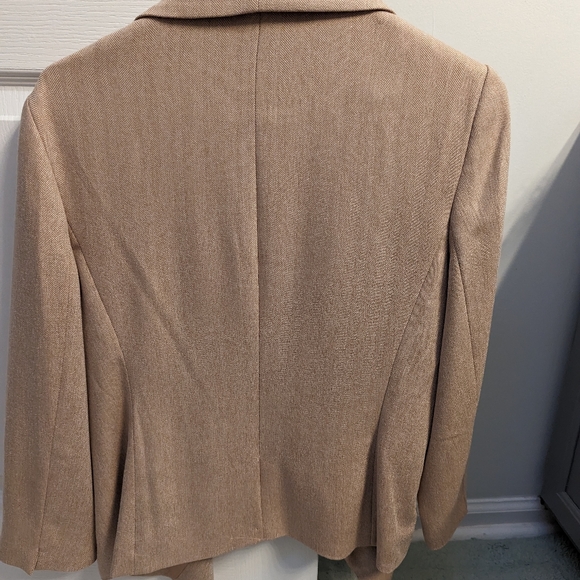 Beige Limited jacket tan size L - Picture 2 of 5